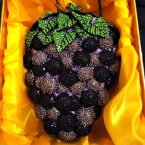 Purple Swarovski Crystals 3D Grape 🍇 Clutch Purse